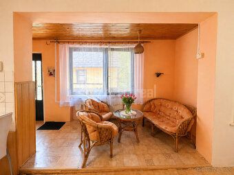 Rodinný dom, Jatov – veľký pozemok 3 382 m²
Popis: Veľký poz