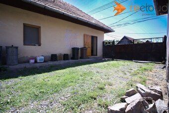 Ponúkame na predaj priestranný 5-izbový rodinný dom s letnou
