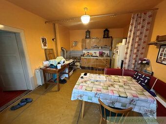 Na predaj dvojgeneračný dom v obci Hostišovce. Plus na pozem
