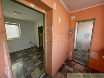 Tento štvorizbový rodinný dom v Šuranoch s obytnou plochou 9