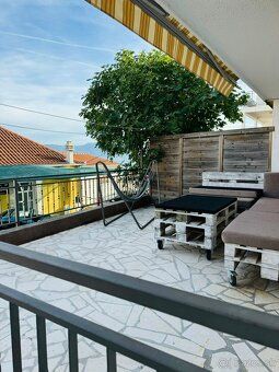 predávajú sa dva apartmány v celku v Chorvátsku. Apartmány s