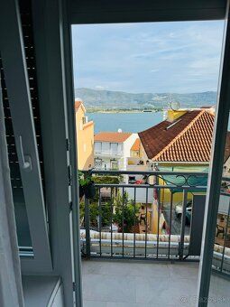 predávajú sa dva apartmány v celku v Chorvátsku. Apartmány s