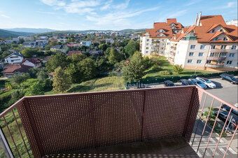 Typ: 3-izbový byt Ulica: Ulici na Grunte Obec: Košice-Západ

