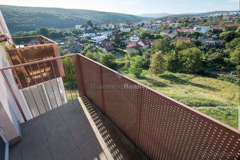 Typ: 3-izbový byt Ulica: Ulici na Grunte Obec: Košice-Západ
