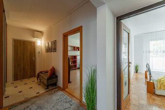 Typ: 3-izbový byt Ulica: Matuškova Obec: Košice-Západ
Táto n