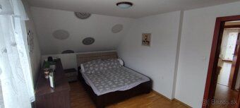 VO VÝHRADNOM ZASTÚPENÍ VÁM PONÚKAM 2 PODLAŽNÝ RODINNÝ DOM na