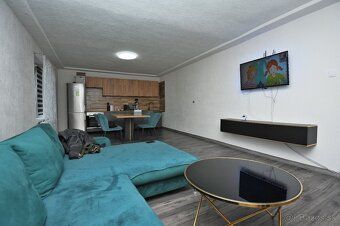 🏡 Na predaj 3-izbový rodinný dom – Veľké Dravce
Ponúkame na 