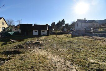 Ponúkame na predaj slnečný stavebný pozemok o výmere 554m2, 