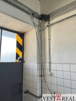 Realitná kancelária Vestareal ponúka na prenájom priestor o 