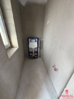 Ponúkame vám na predaj novostavbu rodinného domu vo Veľkých 
