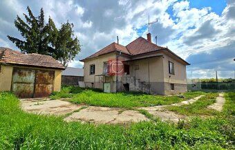 🏠 CHCETE BÝVAŤ VO VLASTNOM? TENTO DOM ČAKÁ NA VAŠE NÁPADY! M