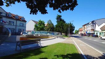 Typ: Kancelárie Ulica: Mierové námestie 7 Obec: Senec
Ak hla