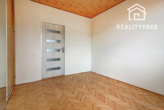 Typ: 3-izbový byt Ulica: Damjanichova Obec: Komárno
Realitná