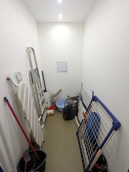 Exkluzívne na predaj ponúkame moderný, priestranný 2-izbový 