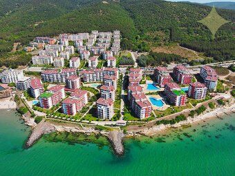 ZÁKLADNÉ ÚDAJE: Apartmán hneď pri mori v meste Sveti Vlas v 