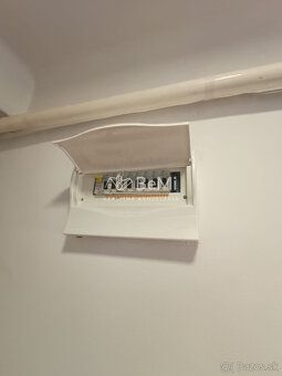 015-112-RAKOa Ponúkame na prenájom nezariadený 2-izbový byt 