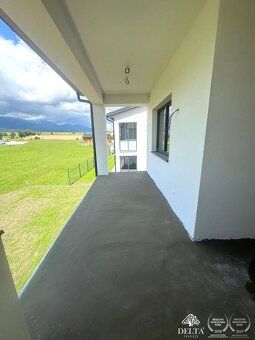 Túžite po vlastnom kúsku sveta s nádherným výhľadom na štíty