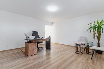 PrimeReal & Finance ponúka na predaj tehlový rodinný dom s ú