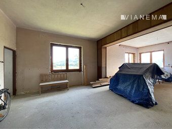 Vianema ponúka na predaj - krásnu usadlosť na polosamote, pr