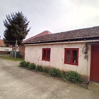 NA PREDAJ-ponúkam kompletne ZARIADENÝ dom v obci Pohronský R