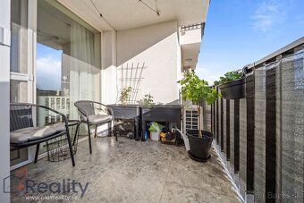 NOVÁ PONUKA! +421 915 140 870 Priestranný dvojizbový byt so 
