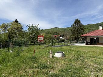 Typ: Pozemok pre rodinné domy Ulica: Borinka Obec: Borinka
E