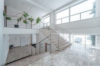 Realitná kancelária TOBI Real Vám ponúka na prenájom kancelá