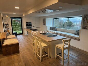 XEMAR (monika.bruchanikova@xemar.sk, alebo 0944 107 803) pon