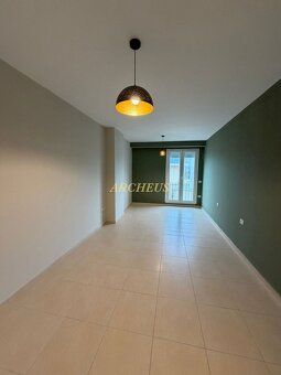 3-izbový apartmán v 1. línii pri mori – Drač (Durrës), Albán