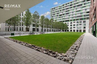Realitná kancelária RE/MAX ponúka na prenájom kancelárske pr