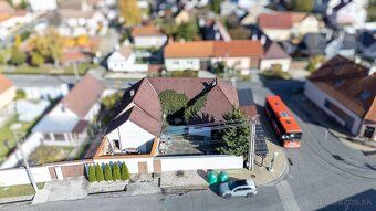 Realitná kancelária RE/MAX Mr&rs Vám vo výhradnom zastúpení 