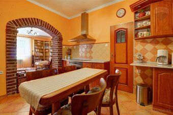 ***NOVINKA***
REALITNÁ KANCELÁRIA RE/MAX ATTRACTIVE PONÚKA N