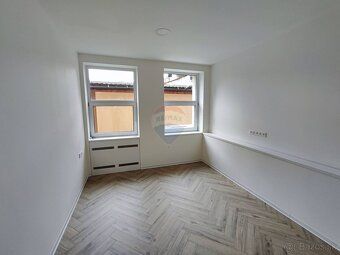 Realitná kancelária REMAX Vám ponúka nový 3 iz.byt v Dolnom 