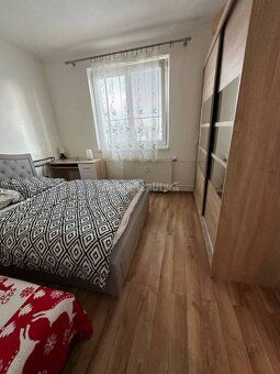 Dobré reality Vám ponúkajú na predaj 3-izbový byt, ulica Na 