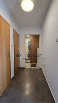 HD REALITY, Ponúka na predaj krásny, kompletne zariadený 3-i