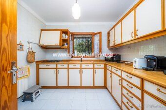 Tento nádherný chalet sa nachádza v malej a pokojnej oblasti