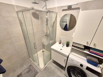 Reality Alpia Vám ponúkajú na prenájom 3-izbový byt / 71 m2 