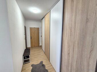 Reality Alpia Vám ponúkajú na prenájom 3-izbový byt / 71 m2 