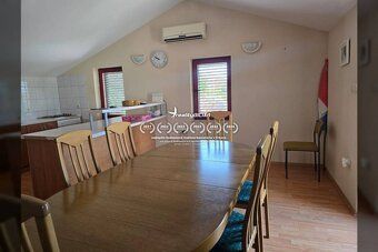 VRSI/MULO - na predaj je samostatne stojaci dom s dvoma byto