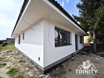 Typ: Rodinný dom Ulica: pri centre Obec: Dvory nad Žitavou
P
