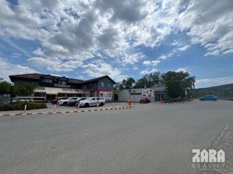 Slnečný pozemok v centre obce Družstvevná pri Hornáde časť M