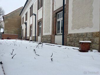 Predmetom dražby je objekt - Hotel Šandor Pavillon č.s.5027 