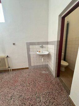 Ponúkame Vám na predaj polyfunkčný objekt v obci Tekovské Lu