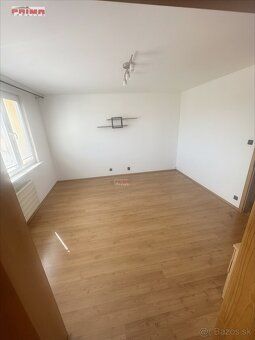 ID 3196 Prenájom: 3 izbový byt Žilina, Solinky Prenajmeme 3 