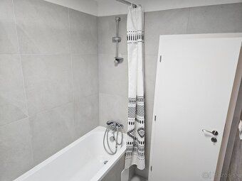 Ponúkame na dlhodoby prenájom luxusný 3-izbovy byt, situovan