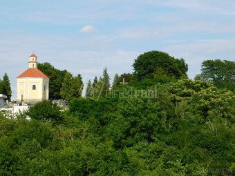 Na predaj 4 izbový veľkometrážny byt v Holíči s panoramatick