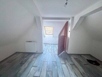 Ponúkame Vám na predaj rodinný dom s pozemkom o rozlohe 223 