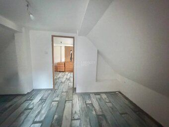 Ponúkame Vám na predaj rodinný dom s pozemkom o rozlohe 223 
