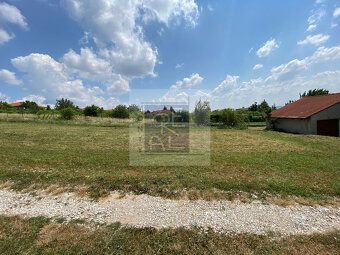Ponúkame na predaj stavebný pozemok Hornozoborská ul., Nitra