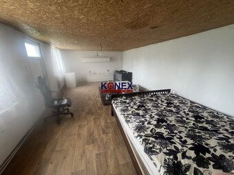 ID: 8678
 - rodinný dom sa nachádza v obci Lastovce, cca 22 
